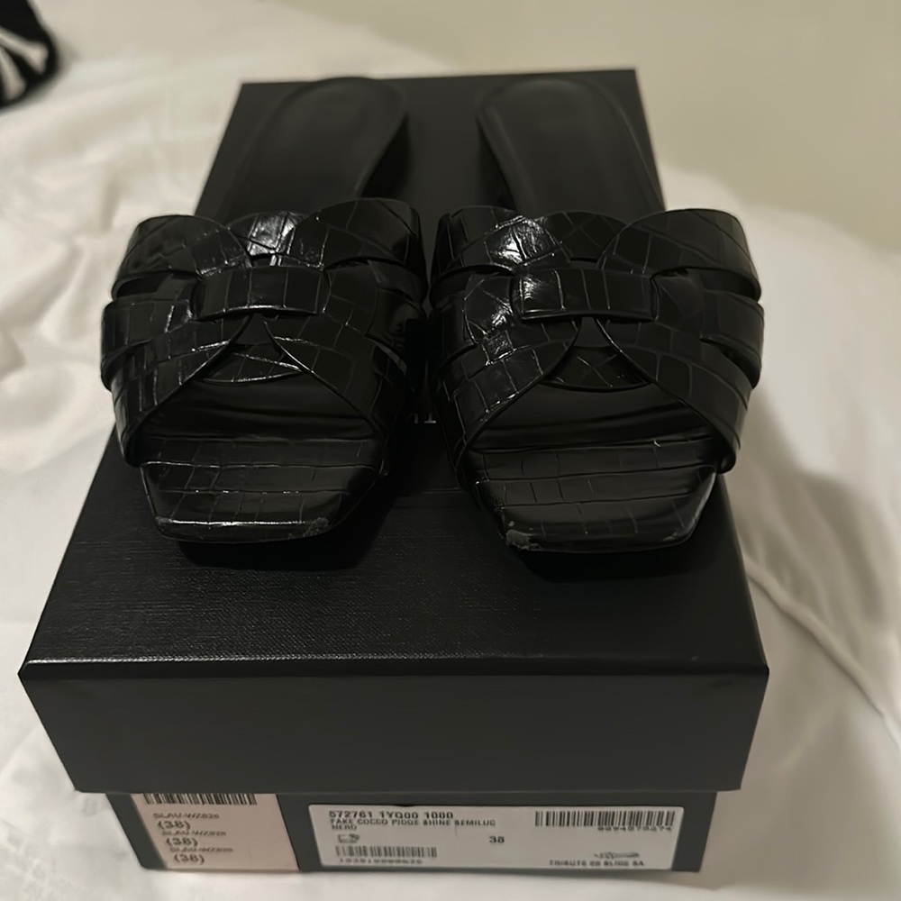 Saint Laurent Tribute Slide